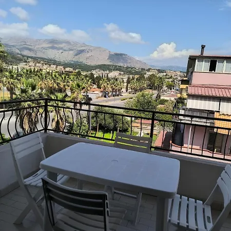 شقة Sunny 100 Meters From The Sea سكاليا