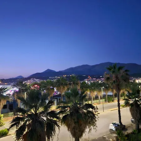 Lejlighed Sunny 100 Meters From The Sea