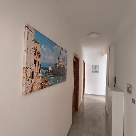 Sunny 100 Meters From The Sea * سكاليا